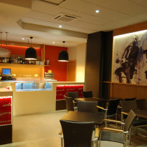 Resultado de imagen de decoracion de cafeterias modernas