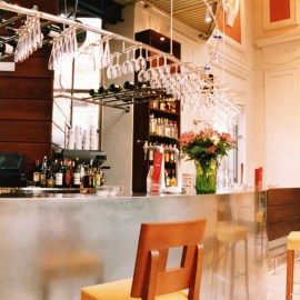 Resultado de imagen de decoracion de cafeterias modernas