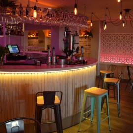 Resultado de imagen de decoracion de cafeteria vintage