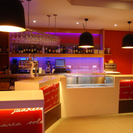 Resultado de imagen de decoracion de cafeterias modernas