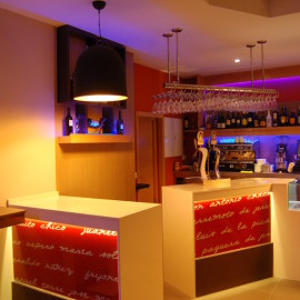 Resultado de imagen de decoracion de cafeterias modernas