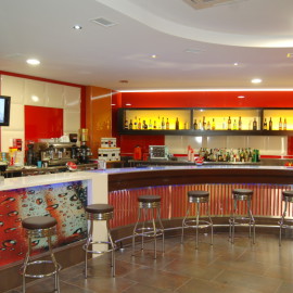 Resultado de imagen de decoracion de cafeterias