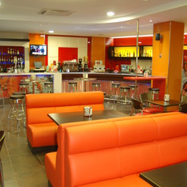 Resultado de imagen de decoracion de cafeterias