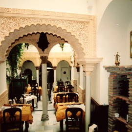 Resultado de imagen de decoracion de restaurantes