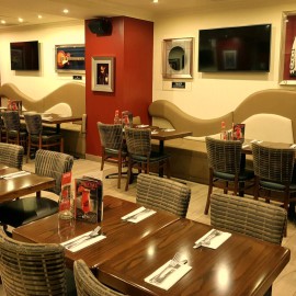 Resultado de imagen de decoracion de restaurantes