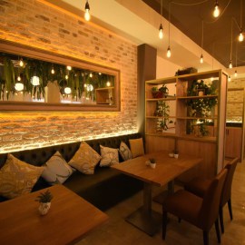 Resultado de imagen de decoracion de cafeterias