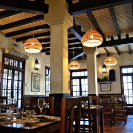 Resultado de imagen de decoracion de restaurantes rusticos