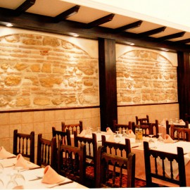 Resultado de imagen de decoracion de restaurantes rustico
