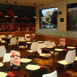 Resultado de imagen de decoracion de pizzerias